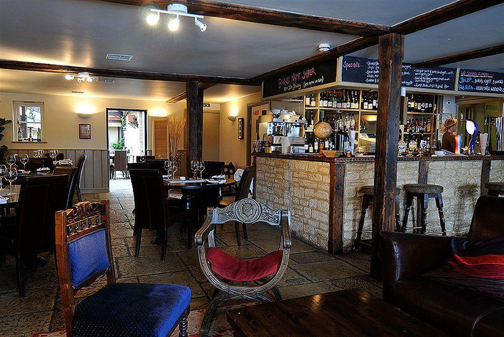 The Chequers Inn Cassington Zewnętrze zdjęcie