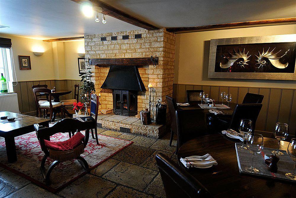 The Chequers Inn Cassington Zewnętrze zdjęcie