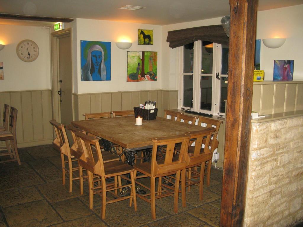 The Chequers Inn Cassington Zewnętrze zdjęcie
