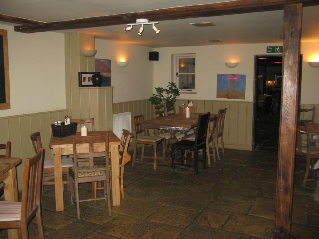 The Chequers Inn Cassington Zewnętrze zdjęcie