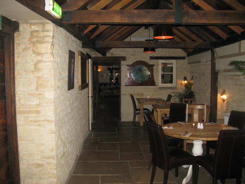 The Chequers Inn Cassington Zewnętrze zdjęcie