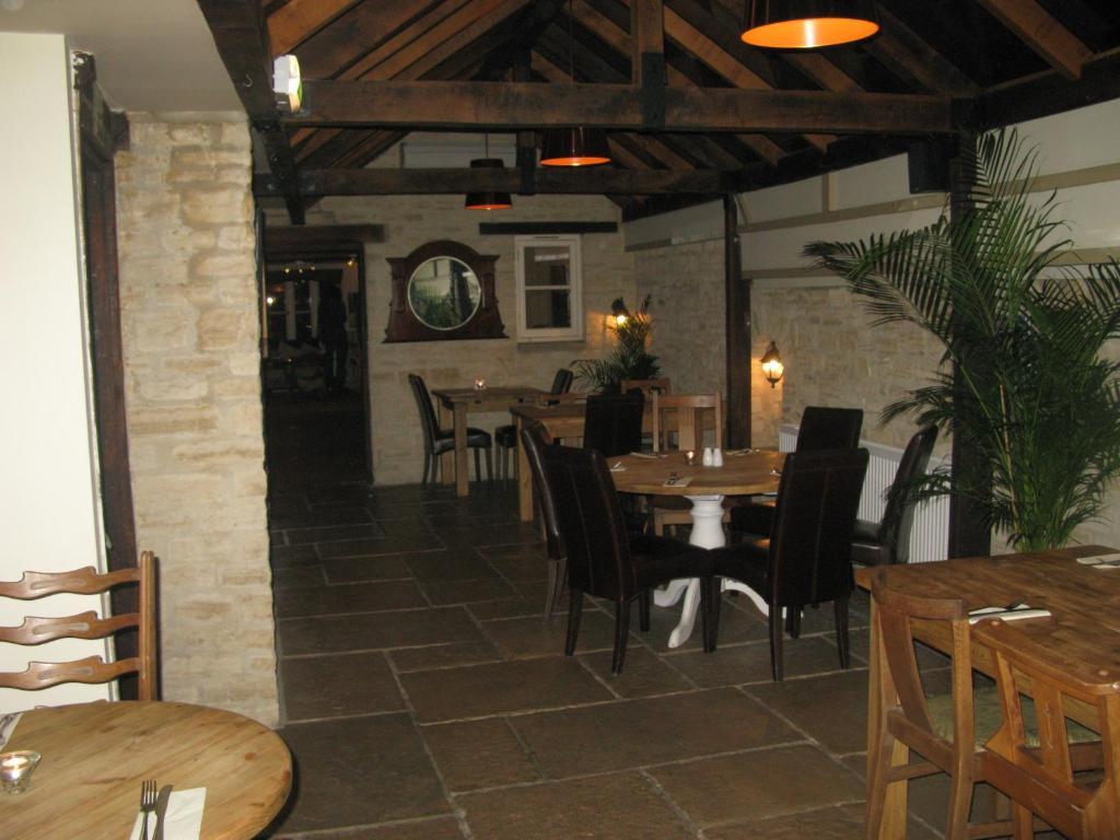 The Chequers Inn Cassington Zewnętrze zdjęcie